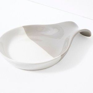 🆕 Favor Spoon Rest in Gray and White